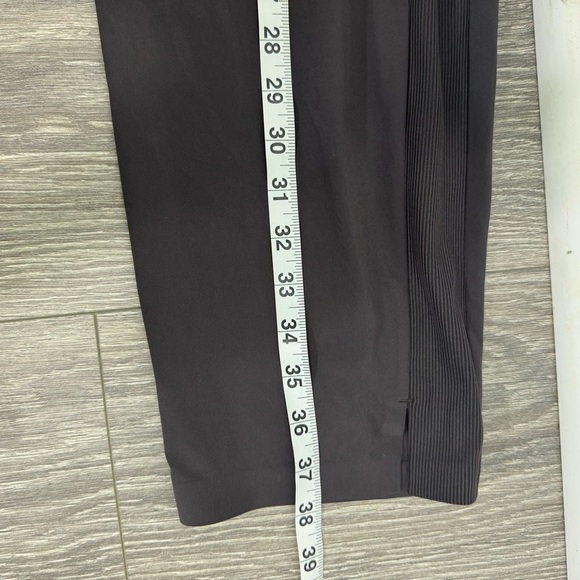 ATHLETA Dusk Violet Brooklyn Ankle Pant Size 12 2024 - Picture 14 of 15